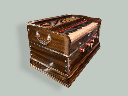 Harmonium bruin 4 stops