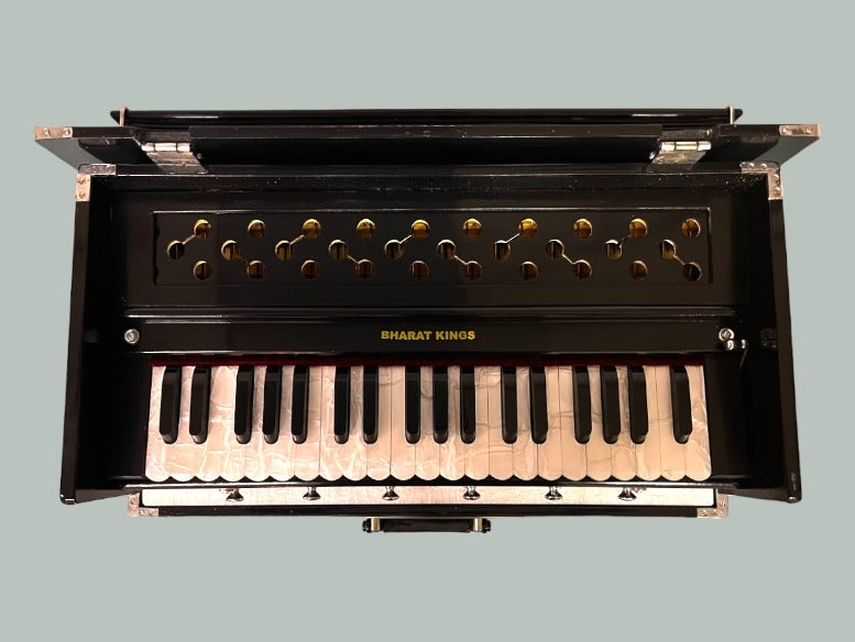 Harmonium foldable 6 stop black